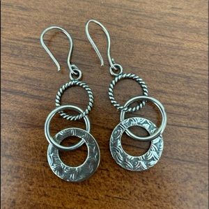Silpada triple link Sterling Silver drop Earrings